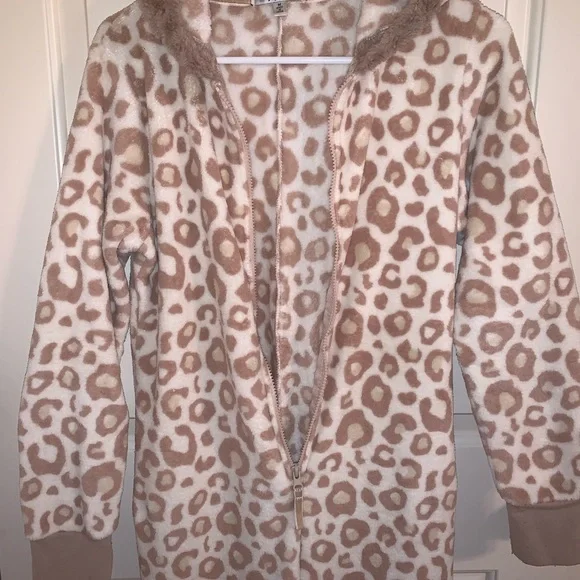 Papaya Fleece Leopard Print Adult Onesie with Hood Size M - Picture 2 of 6